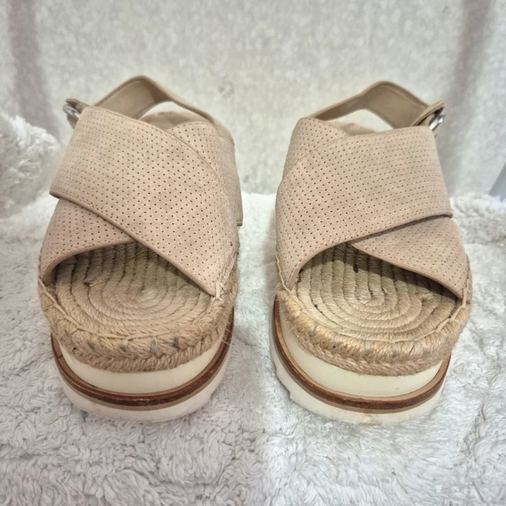 Marc Fisher Tan Espadrille Sandals..size:71/2